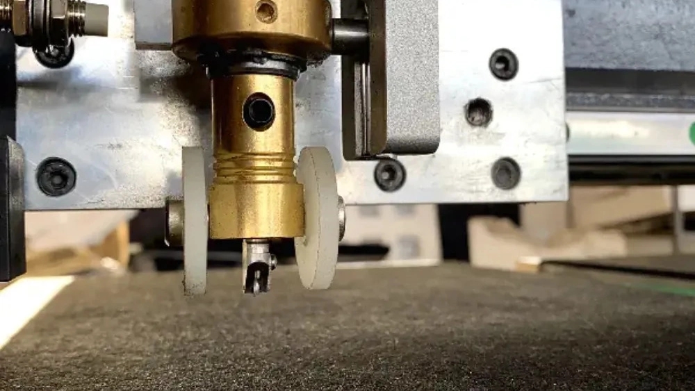 کاربرد CNC شیشه در صنعت ساختمان و دکوراسیون کاربرد CNC شیشه در صنعت ساختمان و دکوراسیون